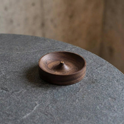 Porte-encens en bois au design naturel